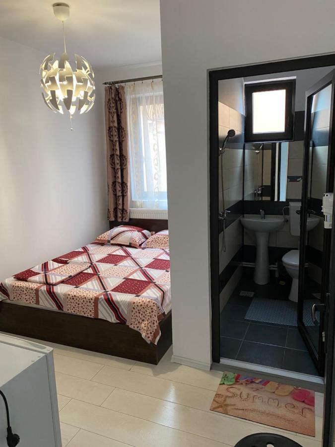 Hotel Vila Isabela à Costinesti Extérieur photo